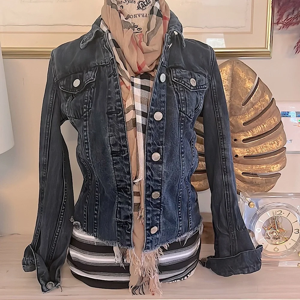 Trendy BlankNYC jean jackets in deep dark blue denim